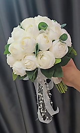 Yaprak detaylı şakayık buketi