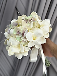 İNCİLİ MANOLYA ÇİÇEĞİ [ortancalı ]