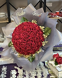 KIRMIZI GÜL GÜMÜŞ SET İSTEME ÇİÇEĞİ & ÇİKOLATASI