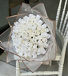 KREM GÜL TAŞ DETAYLI İSTEME ÇİÇEĞİ