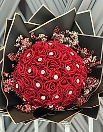 TAŞLI KIRMIZI İSTEME ÇİÇEĞİ