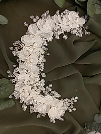 BEYAZ ÇİÇEKLİ TAÇ