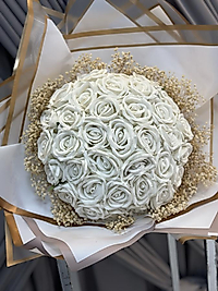 KADİFE DOKULU BEYAZ İSTEME ÇİÇEĞİ