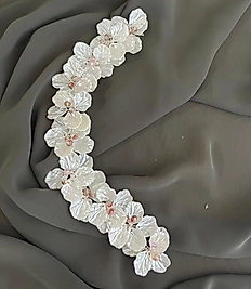 Sedef çiçekli taç yeni sezon