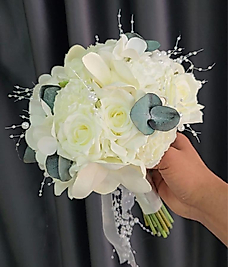 Gül & manolya ve Okaliptus detaylı buket