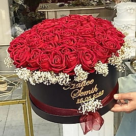 41 ADET KUTUDA KIRMIZI GÜL İSTEME ÇİÇEĞİ