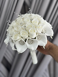 İNCİLİ TAŞLI ETRAFI GALA GELİN ÇİÇEĞİ