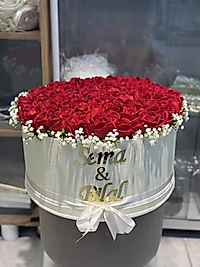 101 güllü krem kutuda kırmızı gül