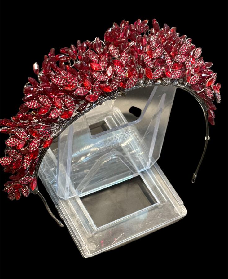 KIRMIZI YÜKSEK TAÇ