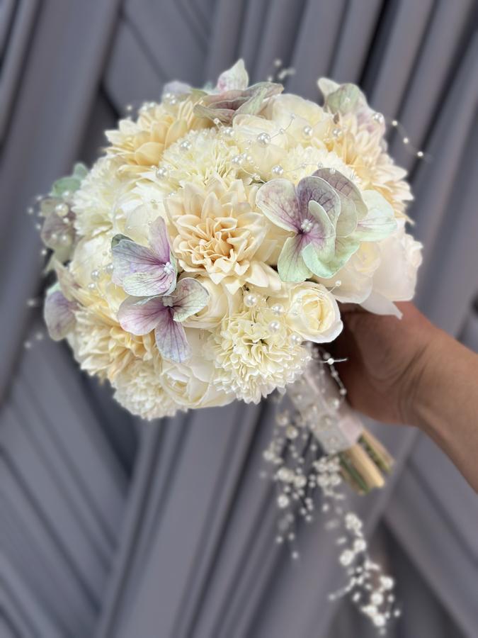 İNCİLİ SOMON GELİN ÇİÇEĞİ