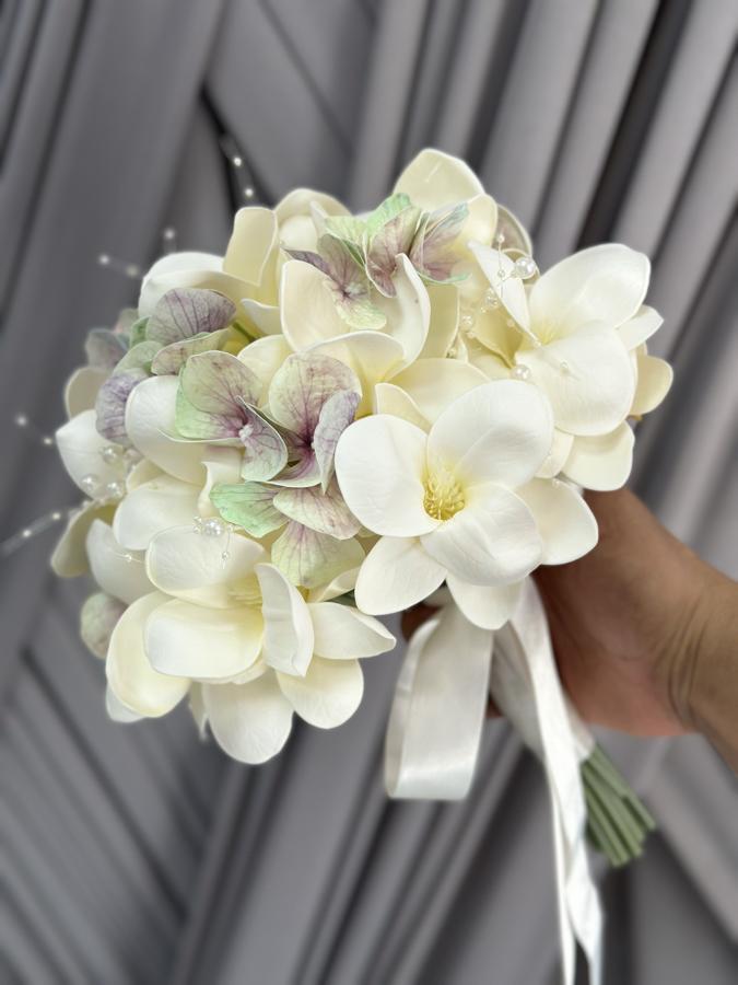 İNCİLİ MANOLYA ÇİÇEĞİ [ortancalı ]