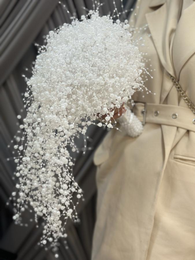 SARKAN BEYAZ İNCİ GELİN ÇİÇEĞİ