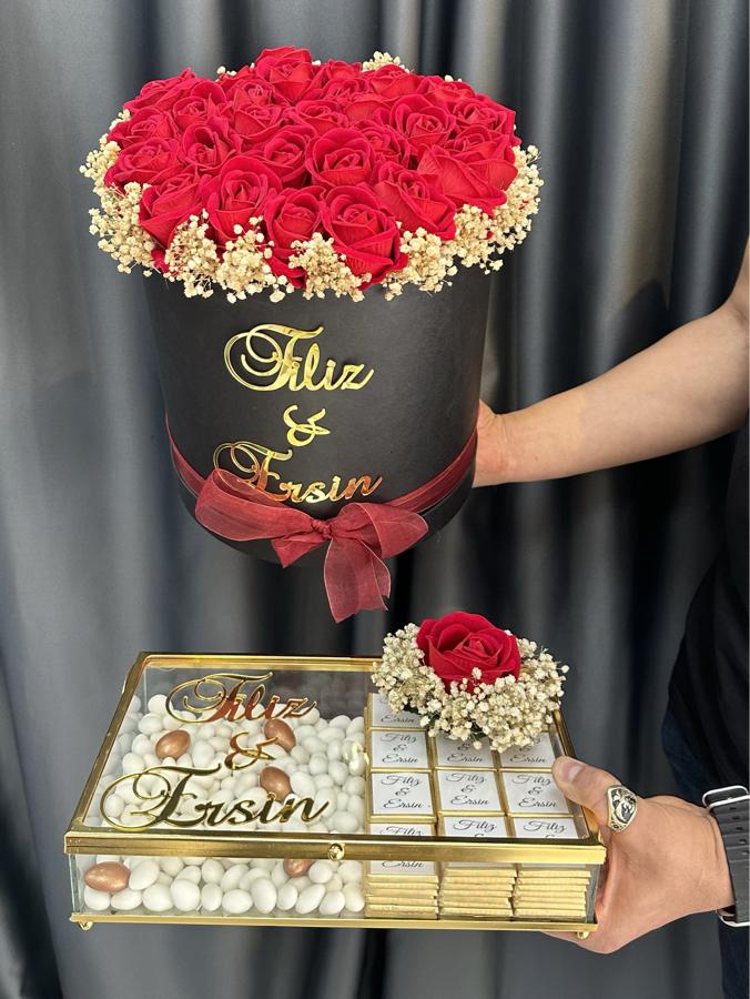 KIRMIZI GÜLLÜ İSTEME ÇİÇEĞİ & İSTEME ÇİKOLATASI