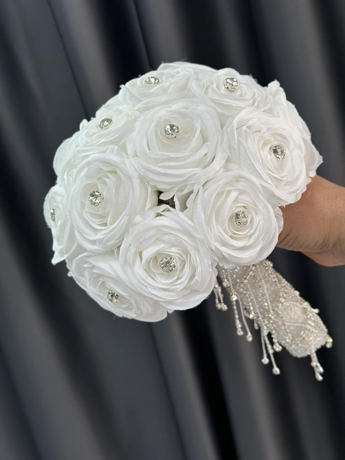 TAŞLI BEYAZ GÜL GELİN ÇİÇEĞİ