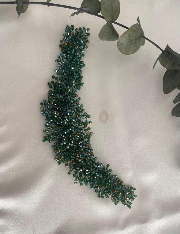 ZÜMRÜT YEŞİLİ TAÇ