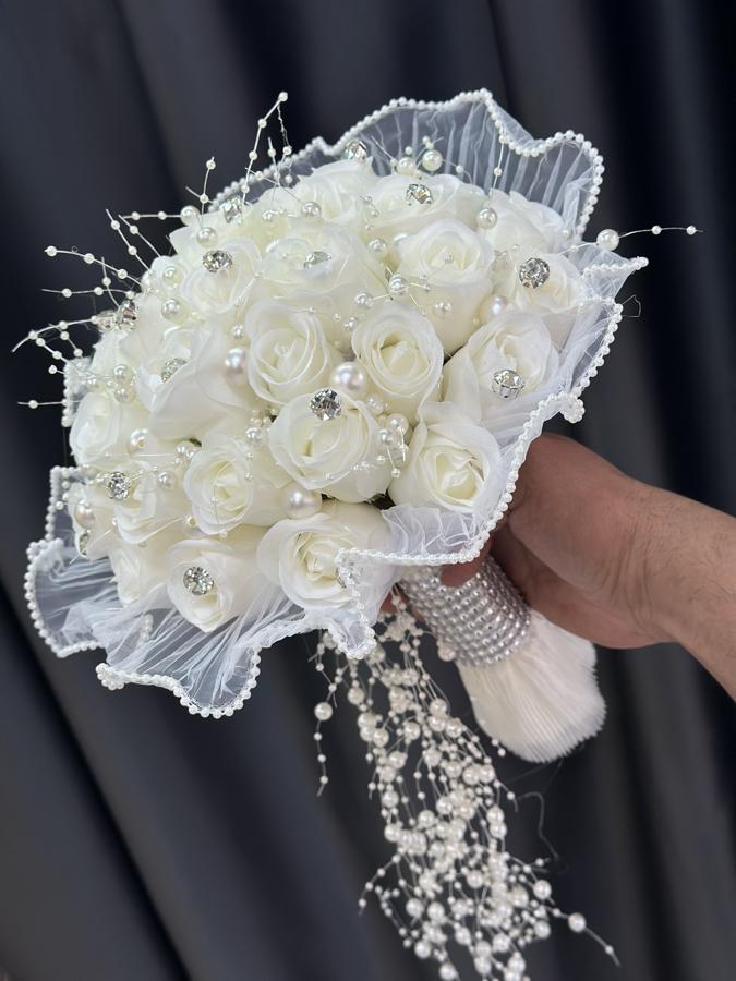 incili taşlı goncagül gelin çiçeği