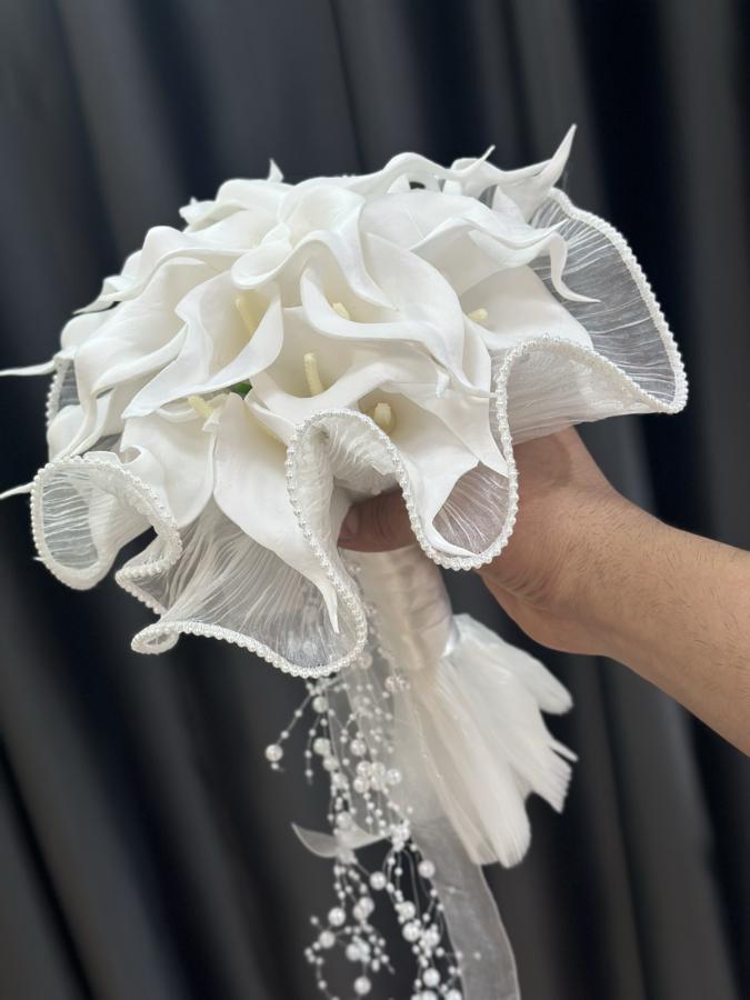 İnci Tüllü Islak Gala Buketi