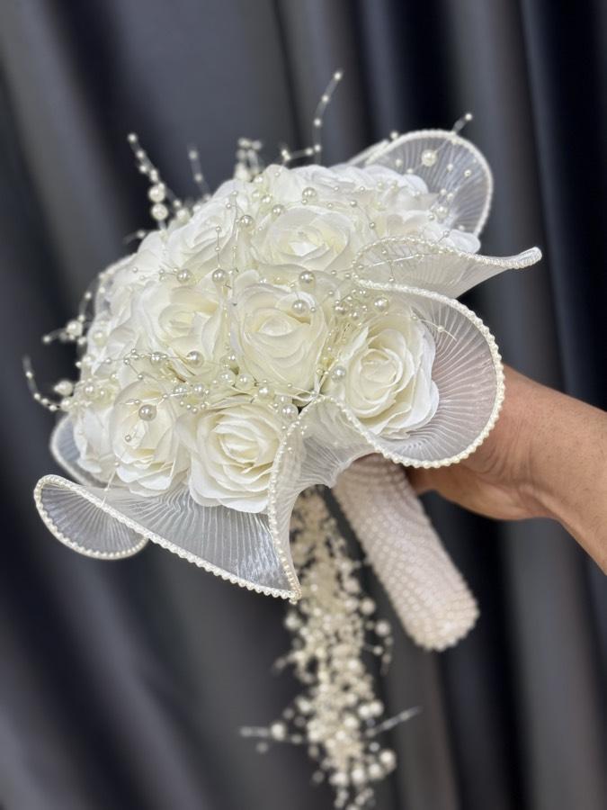 İncili gül buketi ( inci tüllü )